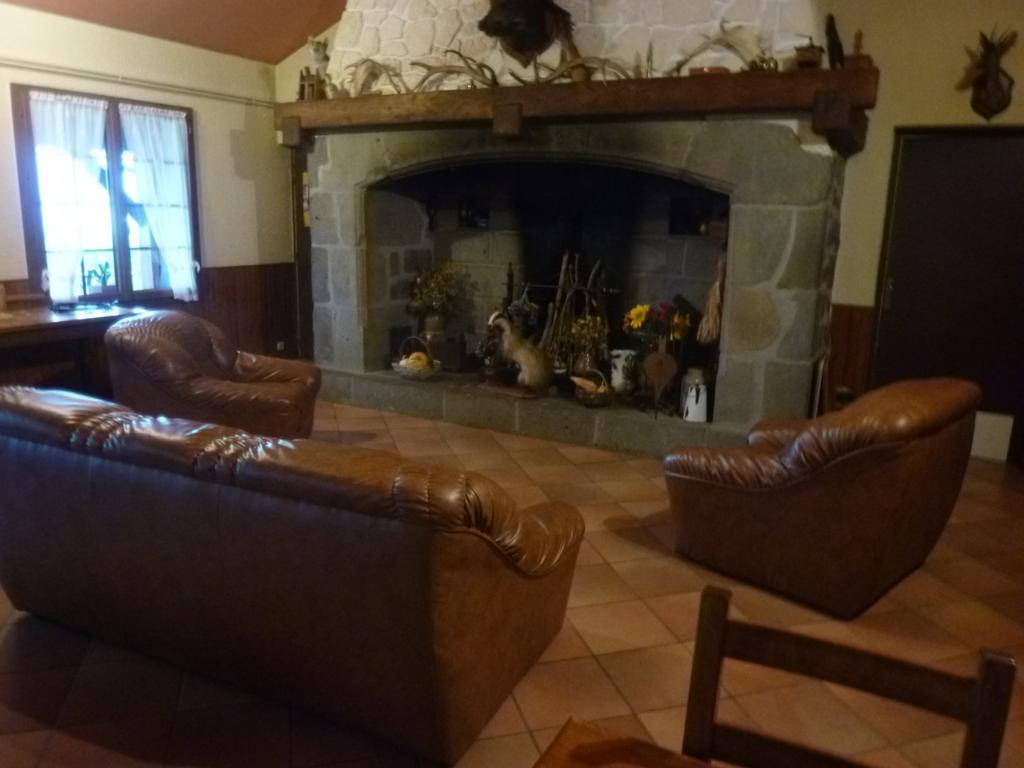 Auberge Les Volpilieres Ruynes-en-Margeride Экстерьер фото